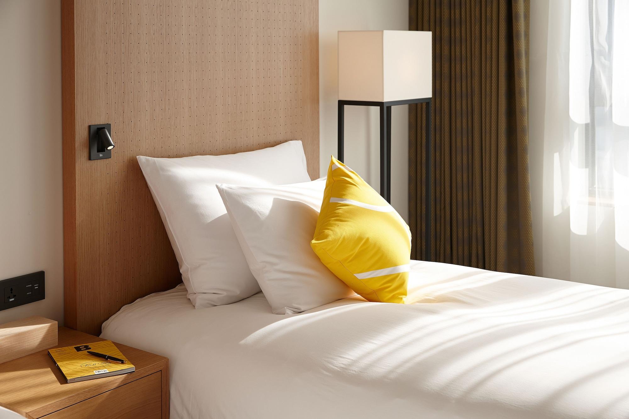L7 Myeongdong By Lotte Hotel Сеул Екстериор снимка