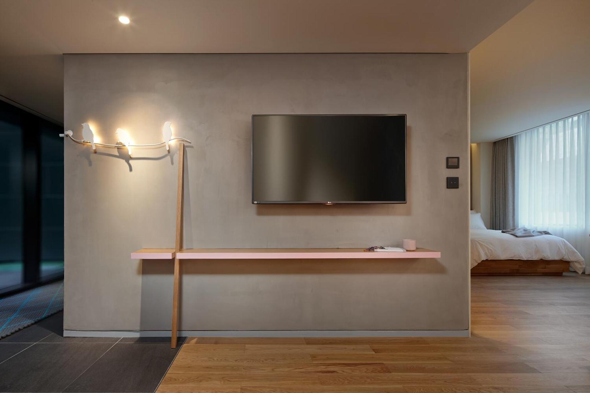 L7 Myeongdong By Lotte Hotel Сеул Екстериор снимка
