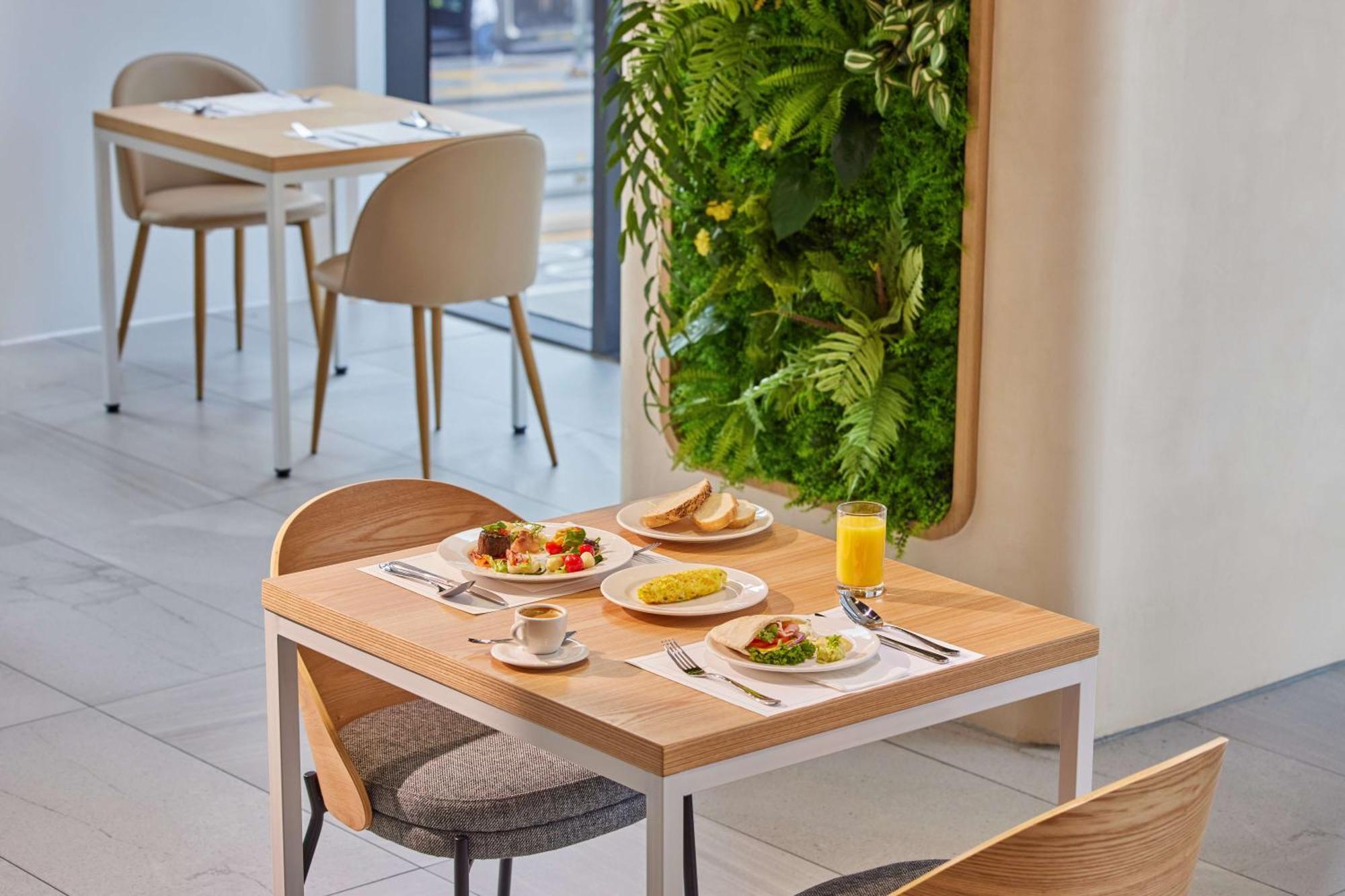 L7 Myeongdong By Lotte Hotel Сеул Екстериор снимка